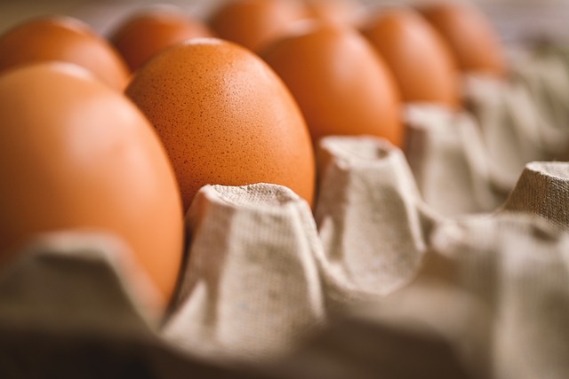 **Odzyskiwanie Smaku: Jak „Naprawić” Przesolone Danie Bez Utraty Tekstury i Aromatu**